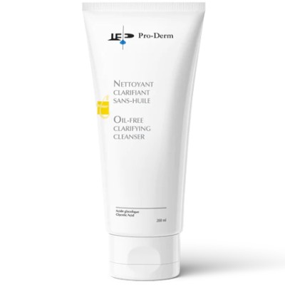 OIL-FREE CLARIFYING CLEANSER 